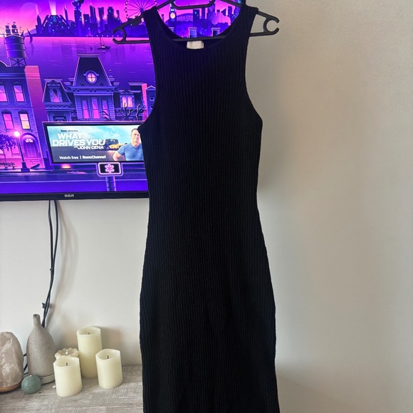 H&M Silk Blend Knit Dress – Size Small – Black – Midi Length - Picture 2 of 3